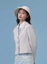 將圖片載入圖庫檢視器 Crystal Beige Blazer/ Crystal是設計師 奶茶色西裝外套
