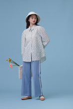 將圖片載入圖庫檢視器 Nani Blouse/ Nani 是個植物學家 澎袖復古印花襯衫 / 植物 綠條紋