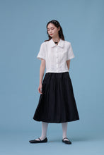 將圖片載入圖庫檢視器 Lara Top / Lara 是個比利時女孩短版細節襯衫 白色蕾絲