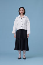 將圖片載入圖庫檢視器 Jessie Jacket / Jessie 是位好女孩 壓車線牛仔外套 白色 藏青