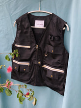 將圖片載入圖庫檢視器 Jun Vest/ 均是一個中性的少女 多口袋功能工裝背心夢想版本  卡其 黑色