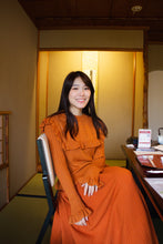 將圖片載入圖庫檢視器 Sunset Knit Skirt 針織花瓣圓裙夕陽紅