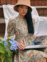 將圖片載入圖庫檢視器 品牌經典 Apricot Dress 印花色 / 有如夏天第一口杏桃般的青澀 蝴蝶結綁帶澎袖洋裝