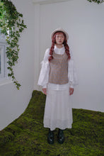 將圖片載入圖庫檢視器 Susana Sheer Skirt 輕奢羽毛長裙 米白 粉紅