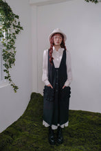 將圖片載入圖庫檢視器 Julia Vest Dress 西裝質感背心洋裝 黑色