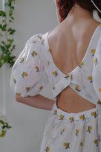 將圖片載入圖庫檢視器 Lesley Dress 綁帶洋裝 小黃花 Elderflower