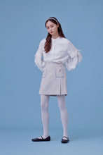 將圖片載入圖庫檢視器 Cath Skirt / Catherine喜歡復古口袋鈕釦短裙 藍花花 卡其