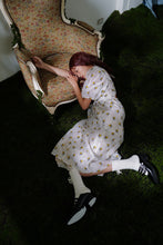 將圖片載入圖庫檢視器 Lesley Dress 綁帶洋裝 小黃花 Elderflower