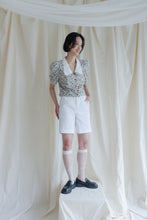 將圖片載入圖庫檢視器 Fresco Shorts 白直紋短褲