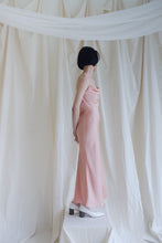 將圖片載入圖庫檢視器 Buvette Slip Dress 露背綁帶緞面垂墜長裙