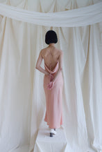 將圖片載入圖庫檢視器 Buvette Slip Dress 露背綁帶緞面垂墜長裙