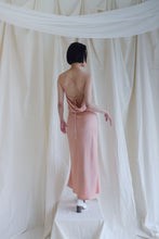 將圖片載入圖庫檢視器 Buvette Slip Dress 露背綁帶緞面垂墜長裙
