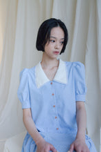 將圖片載入圖庫檢視器 Tiffany Blouse 澎袖蕾絲領上衣