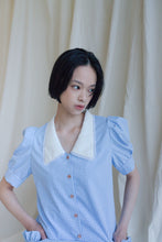 將圖片載入圖庫檢視器 Tiffany Blouse 澎袖蕾絲領上衣