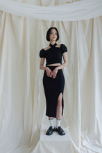 將圖片載入圖庫檢視器 Dear Irving Knit Set 繞頸澎袖 上衣裙子針織套組 墨黑