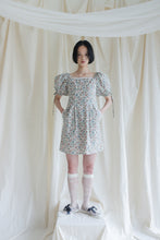 將圖片載入圖庫檢視器 Little Collins Dress 澎袖細帶腰身洋裝 Mini 春粉草綠