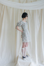 將圖片載入圖庫檢視器 Little Collins Dress 澎袖細帶腰身洋裝 Mini 春粉草綠