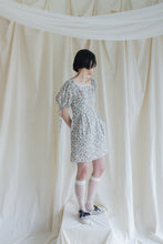 將圖片載入圖庫檢視器 Little Collins Dress 澎袖細帶腰身洋裝 Mini 春粉草綠
