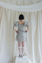 將圖片載入圖庫檢視器 Little Collins Dress 澎袖細帶腰身洋裝 Mini 春粉草綠