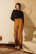 將圖片載入圖庫檢視器 Bow Tie Blouse 奶油緞面蝴蝶結襯衫