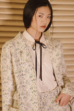 將圖片載入圖庫檢視器 Snow Suede Blouse 極細麂皮襯衫霧粉