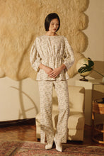 將圖片載入圖庫檢視器 The Garden Blouse 冬日之花花瓣上衣