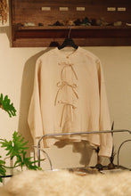 將圖片載入圖庫檢視器 Bow Tie Blouse 奶油緞面蝴蝶結襯衫