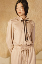 將圖片載入圖庫檢視器 Snow Suede Blouse 極細麂皮襯衫霧粉
